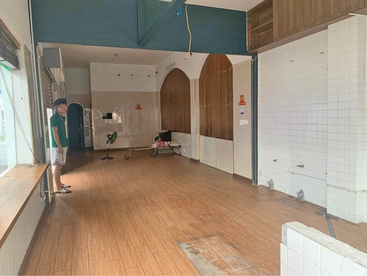 Cho thuê Nguyên Căn Góc 2MTĐ Trần Quang Khải, P.Tân Định, Q.1